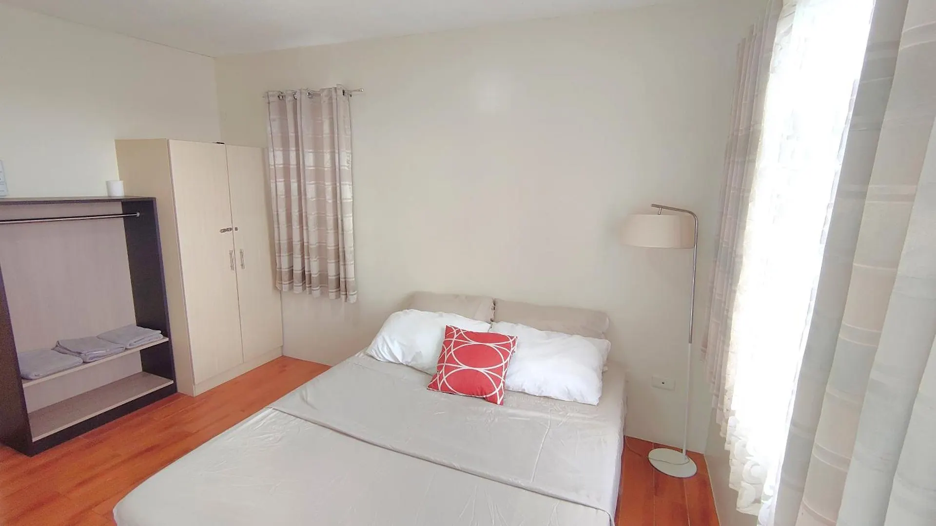 Davao Condo 2Br Pool Wifi Netflix
