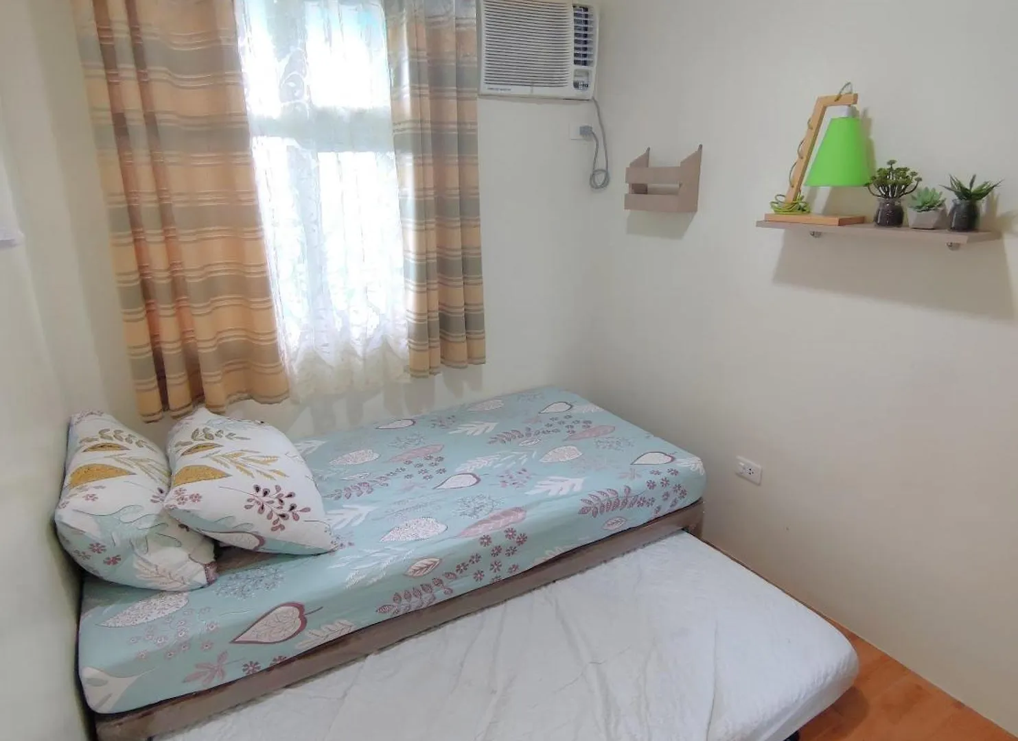 Davao Condo 2Br Pool Wifi Netflix 2*,  菲律宾